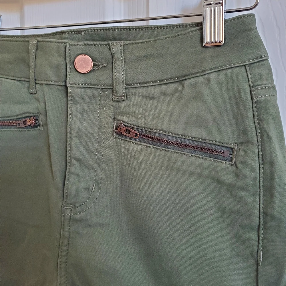 Boden Olive Green Skinny Biker Pants Women Size 2